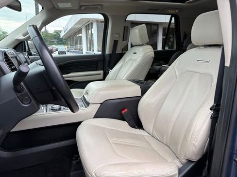 Used 2019 Ford Expedition Platinum AWD/4WD image 5