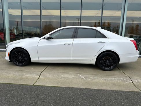 Used 2016 Cadillac CTS Premium image 2