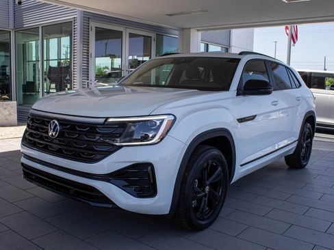 New 2025 Volkswagen Atlas Cross Sport SEL R-Line image 12