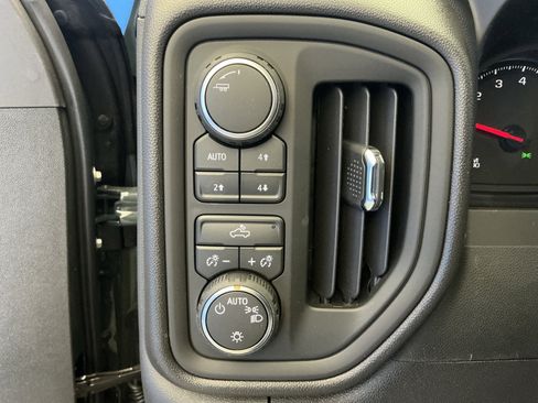 New 2026 Chevrolet Silverado 1500 Custom Trail Boss w/ LPO, Dark Essentials Package AWD/4WD image 16