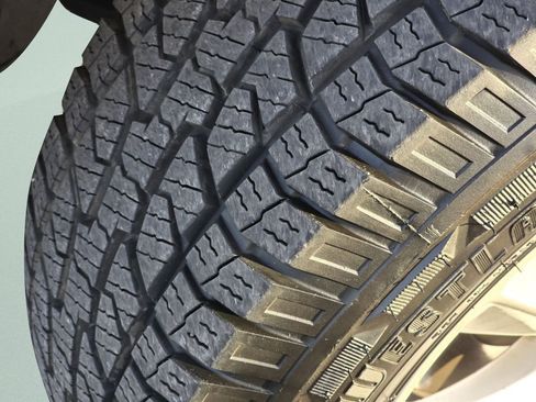 Used 2020 Kia Sorento LX image 22