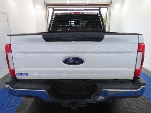 Used 2019 Ford F250 Lariat w/ Lariat Ultimate Package AWD/4WD image 13