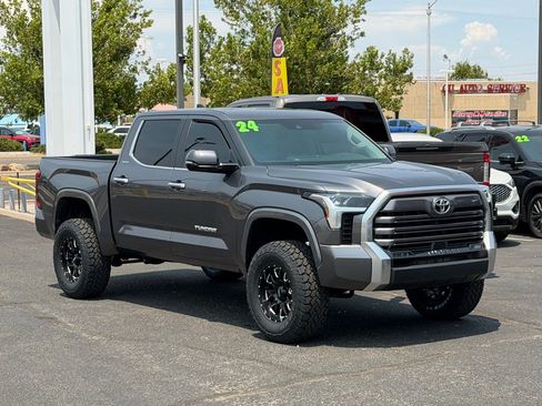 Used 2024 Toyota Tundra Limited AWD/4WD image 53