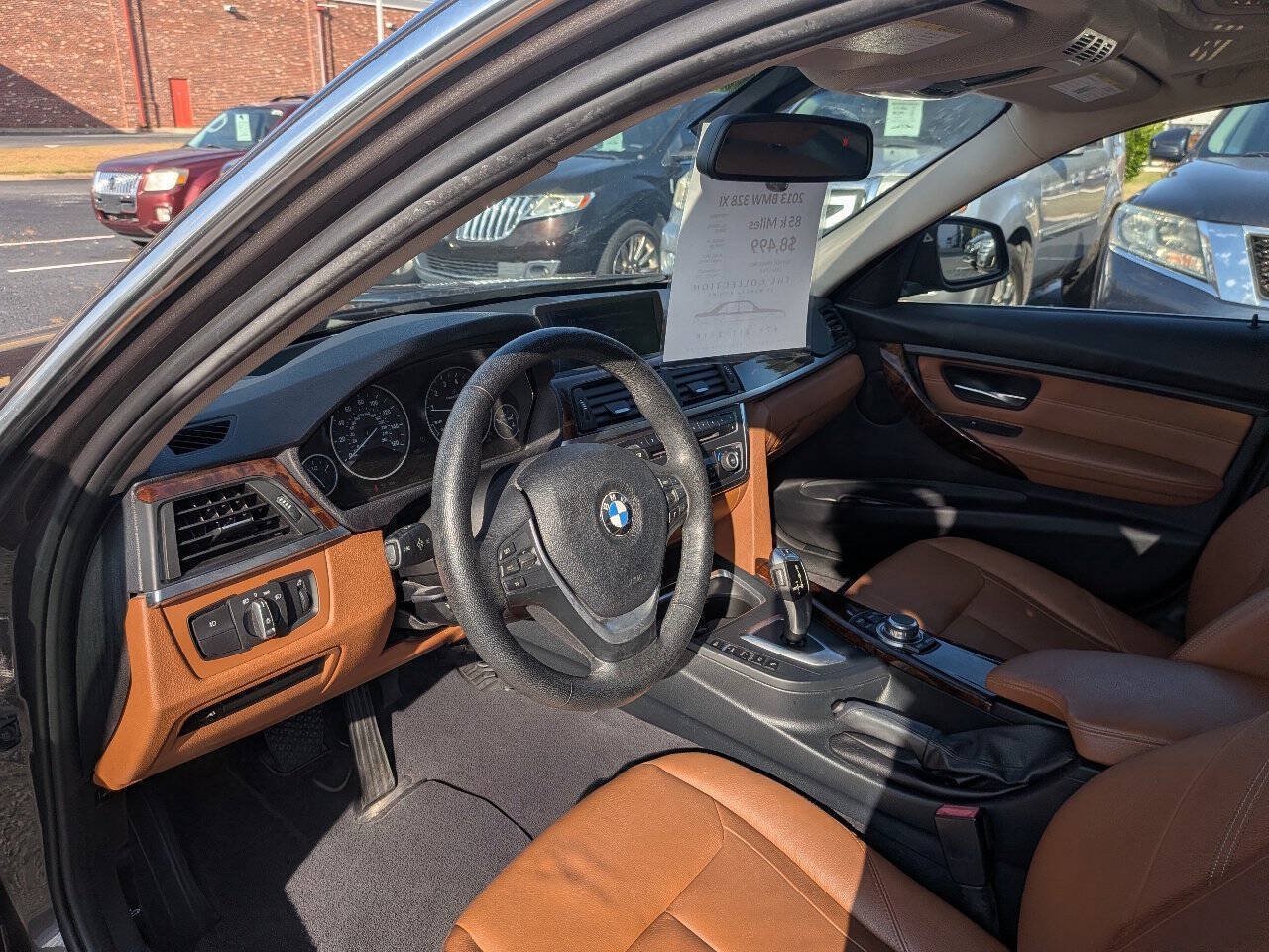 Used 2013 BMW 328i xDrive Sedan AWD/4WD image 24