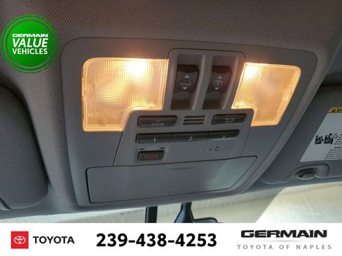 Used 2014 Toyota Highlander Limited Platinum image 35
