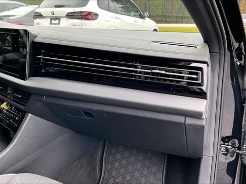 Used 2025 Volkswagen Jetta Sport image 17