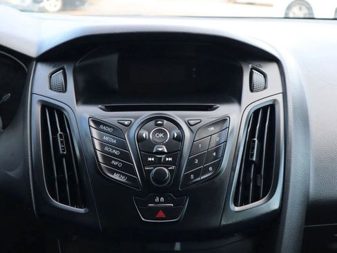 Used 2014 Ford Focus S image 21