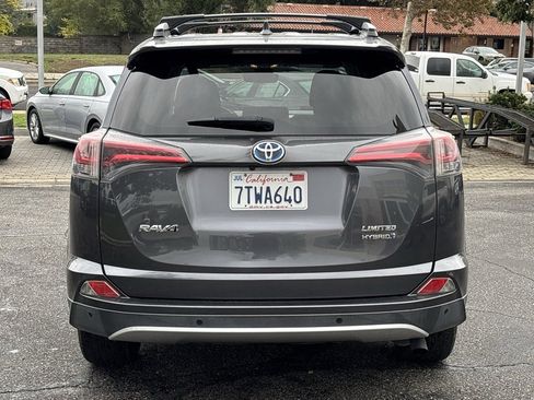 Used 2016 Toyota RAV4 Limited image 5