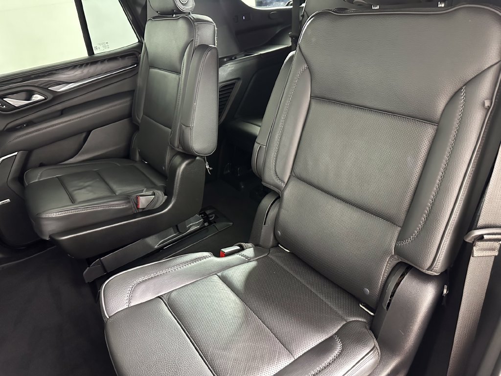 Used 2022 GMC Yukon Denali w/ Denali Ultimate Package AWD/4WD image 28