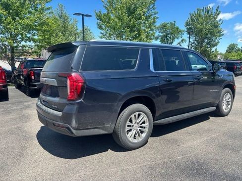 Used 2021 GMC Yukon XL SLE AWD/4WD image 6