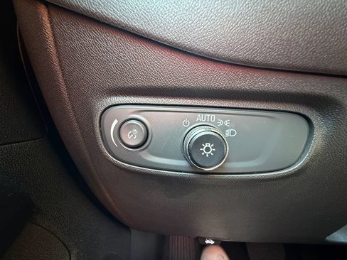Used 2024 Chevrolet Equinox LT AWD/4WD image 19