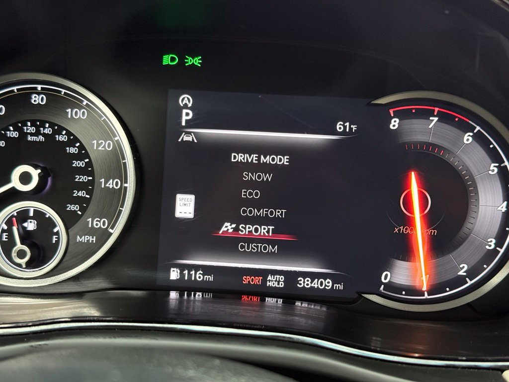 Used 2023 Genesis GV70 2.5T w/ Advanced Package AWD/4WD image 13