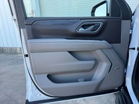 Certified 2023 GMC Yukon SLT image 4