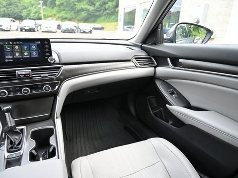 Used 2020 Honda Accord EX-L image 13