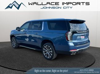 Used 2025 Chevrolet Suburban High Country w/ Sun And Tow Package AWD/4WD video 3