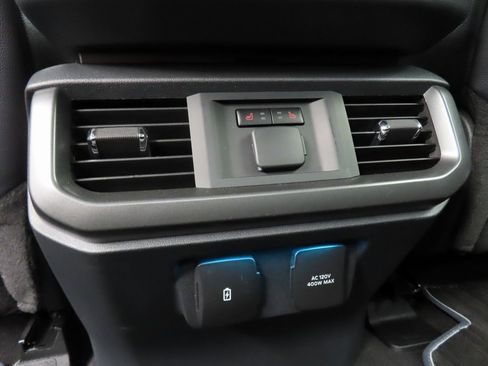 Used 2024 Ford F150 Lariat w/ Equipment Group 502A High image 11