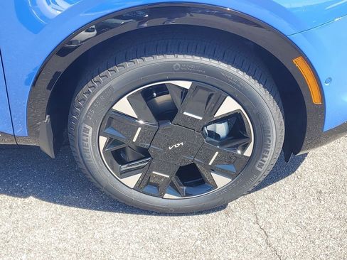 New 2026 Kia Sportage SX image 10