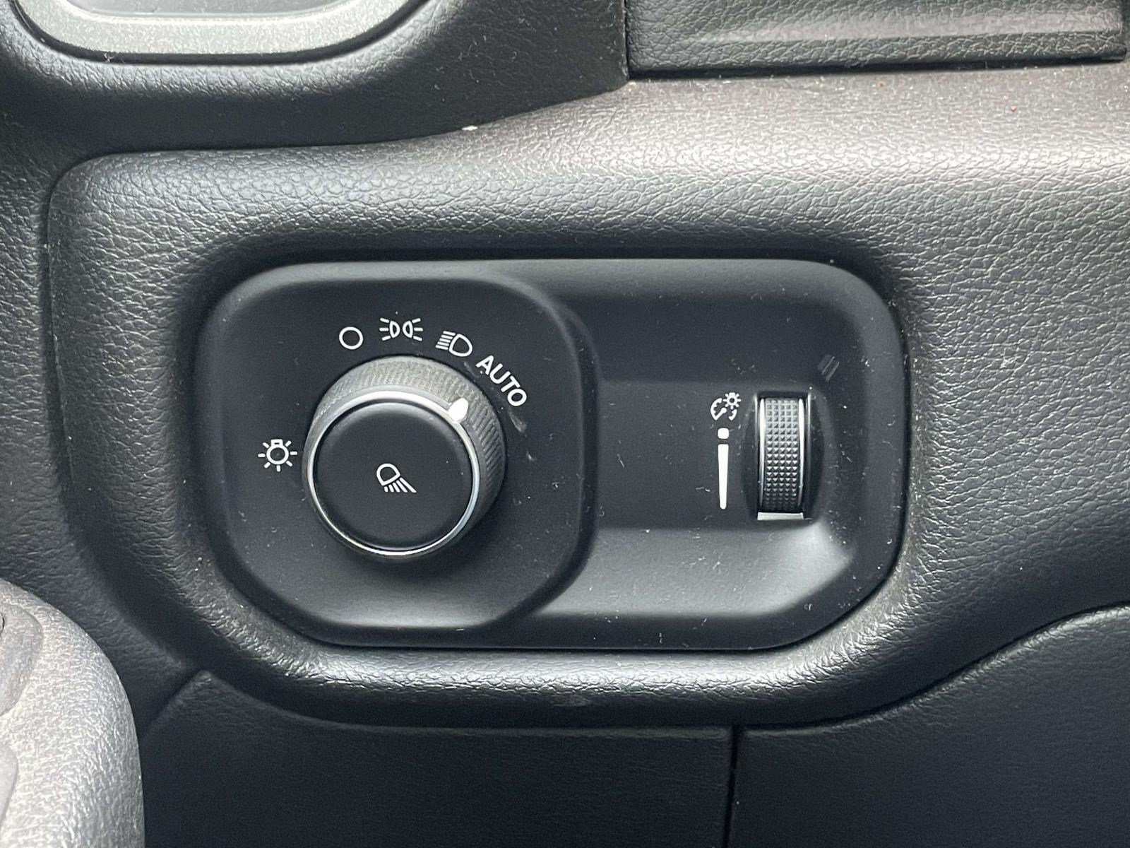Used 2023 RAM 3500 Tradesman AWD/4WD image 17