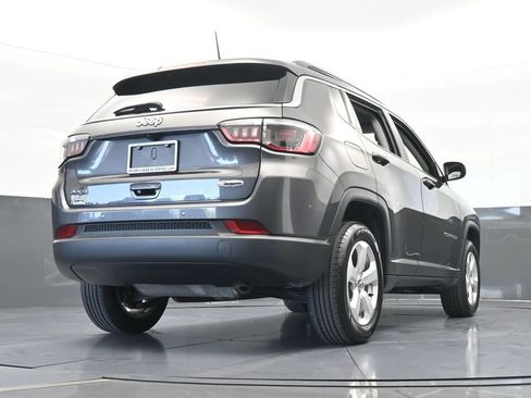 Used 2021 Jeep Compass Latitude w/ Driver Assistance Group image 56