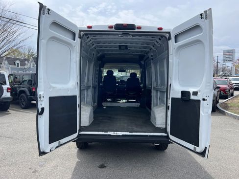 Used 2023 RAM ProMaster 2500 FWD image 32