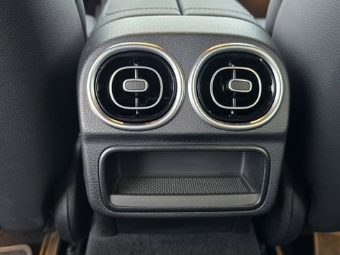 Used 2022 Mercedes-Benz C 300 C 300 image 18