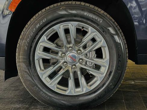 Used 2023 GMC Yukon XL SLT AWD/4WD image 28