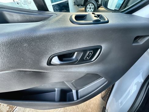 Certified 2024 Ford Transit 350 XLT image 15