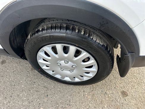 Used 2018 Nissan Kicks S w/ Exterior Electronics Package image 18