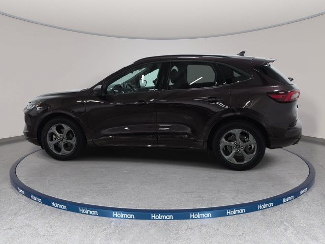 Used 2023 Ford Escape ST-Line w/ Tech Pack #1 FWD image 9