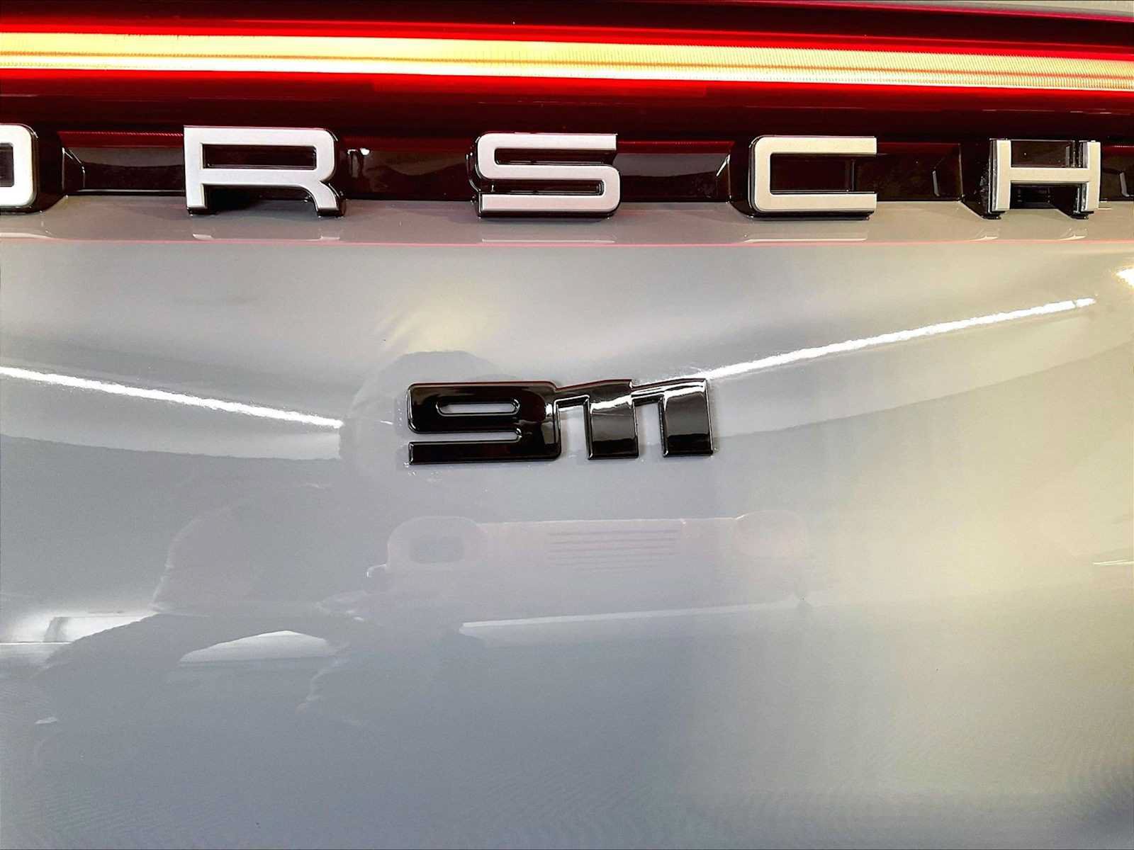 Certified 2024 Porsche 911 Carrera RWD image 35