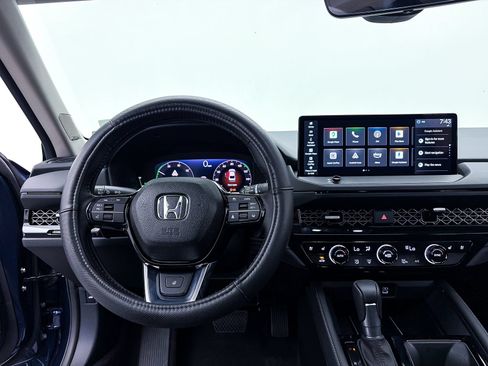 Used 2026 Honda Accord Touring image 8