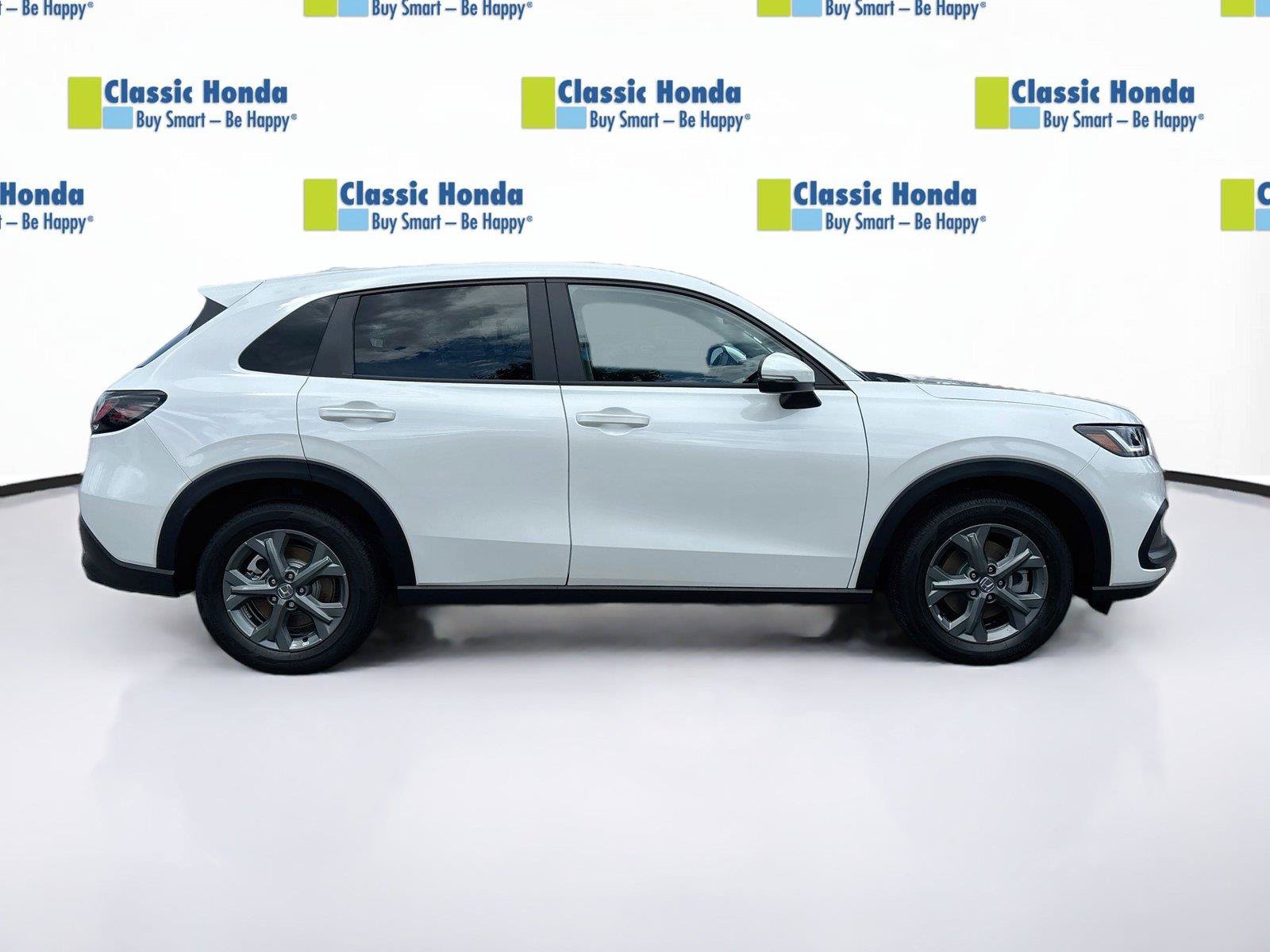 Certified 2026 Honda HR-V LX image 9