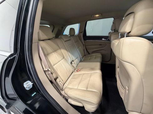 Used 2014 Jeep Grand Cherokee Limited w/ Trailer Tow Group IV AWD/4WD image 29