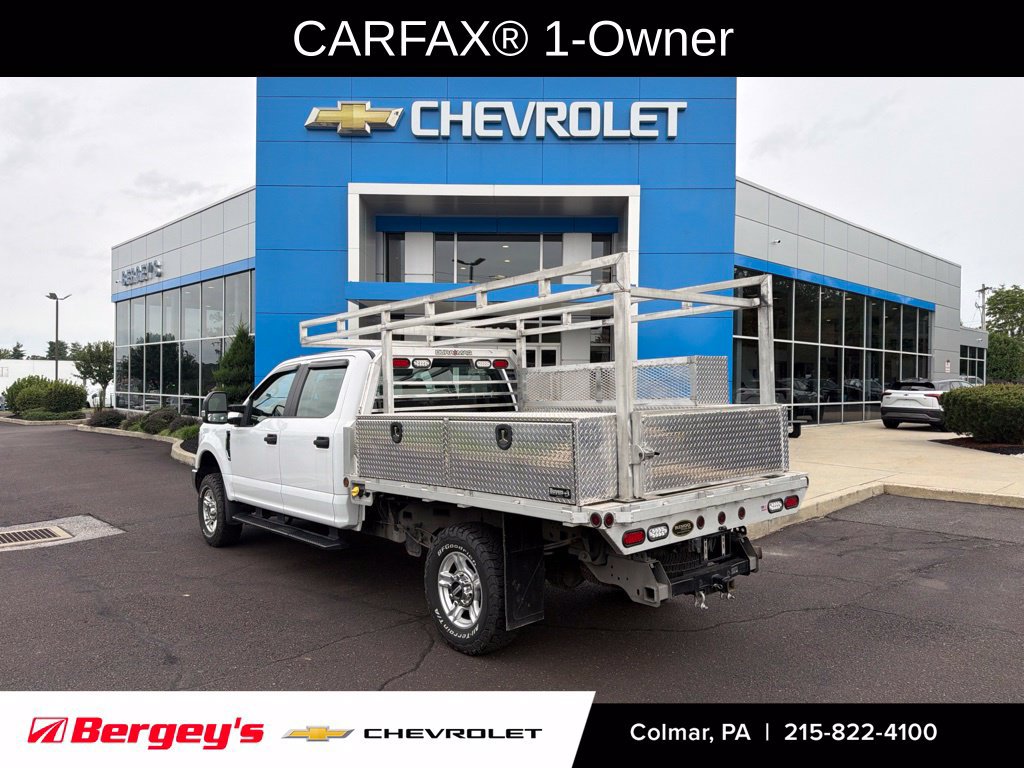 Used 2017 Ford F250 XL w/ Power Equipment Group AWD/4WD image 3
