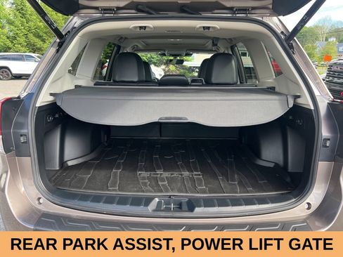 Used 2024 Subaru Forester Limited AWD/4WD image 11