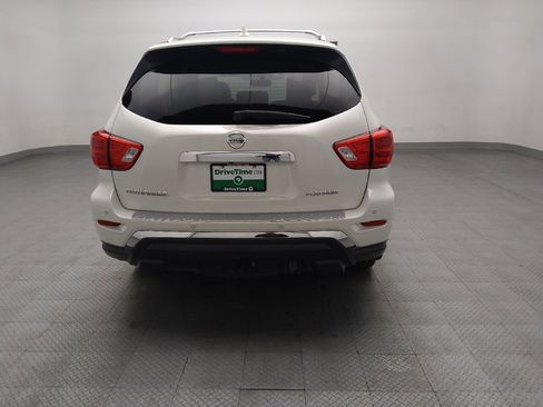 Used 2020 Nissan Pathfinder Platinum w/ Cargo Package FWD image 7