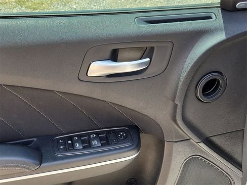 Used 2023 Dodge Charger SXT image 15