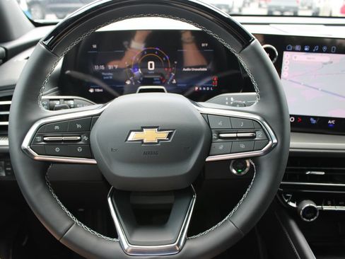 New 2026 Chevrolet Traverse LT w/ Enhanced Driving Package FWD image 36