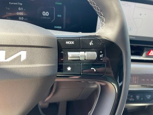 New 2027 Kia Carnival SX Prestige FWD image 27