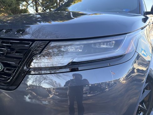 Used 2026 Land Rover Range Rover Velar Dynamic SE image 6