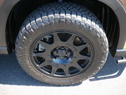 Certified 2024 Subaru Ascent Touring AWD/4WD image 15