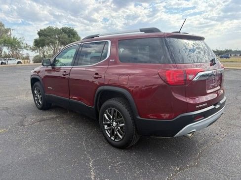 Used 2017 GMC Acadia SLT FWD image 3