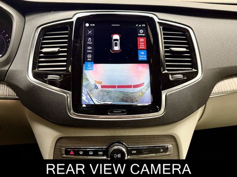 Used 2023 Volvo XC90 B6 Plus AWD/4WD image 34