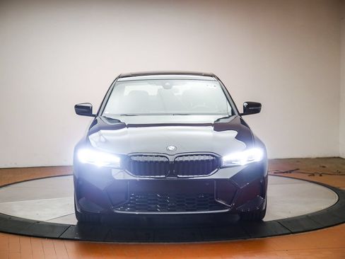 Used 2026 BMW 330i Sedan w/ M Sport Package RWD image 6