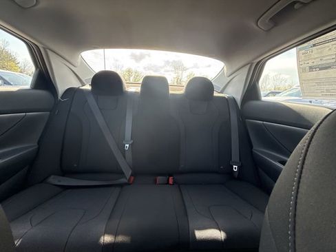 New 2026 Hyundai Elantra SE image 20