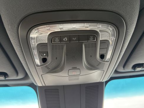 Used 2023 Mercedes-Benz Sprinter 3500 image 27