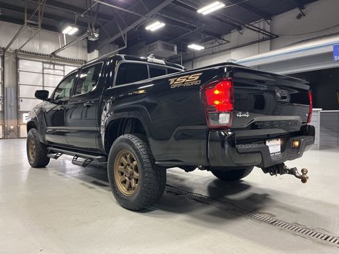 Used 2023 Toyota Tacoma SR AWD/4WD image 6