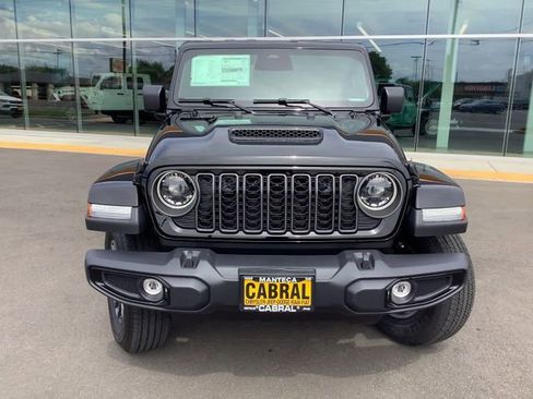 New 2026 Jeep Gladiator Sport image 4