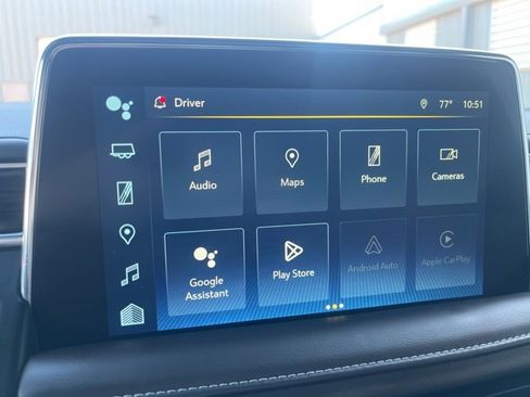 Used 2024 Chevrolet Suburban Z71 w/ Luxury Package image 17