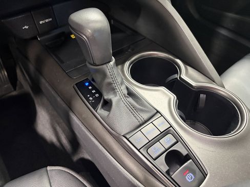 Used 2024 Toyota Camry SE w/ Audio Upgrade Package FWD image 20